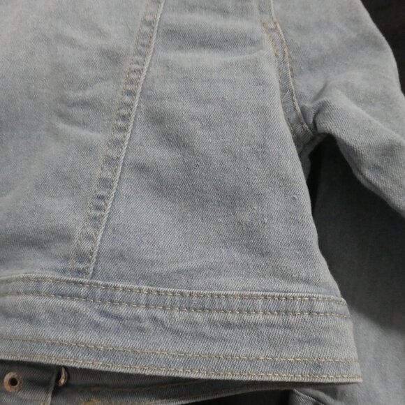 LIMITED TOO | 3T | Light Blue Snap Button Denim Jacket | *2 buttons don't close - Picture 16 of 16